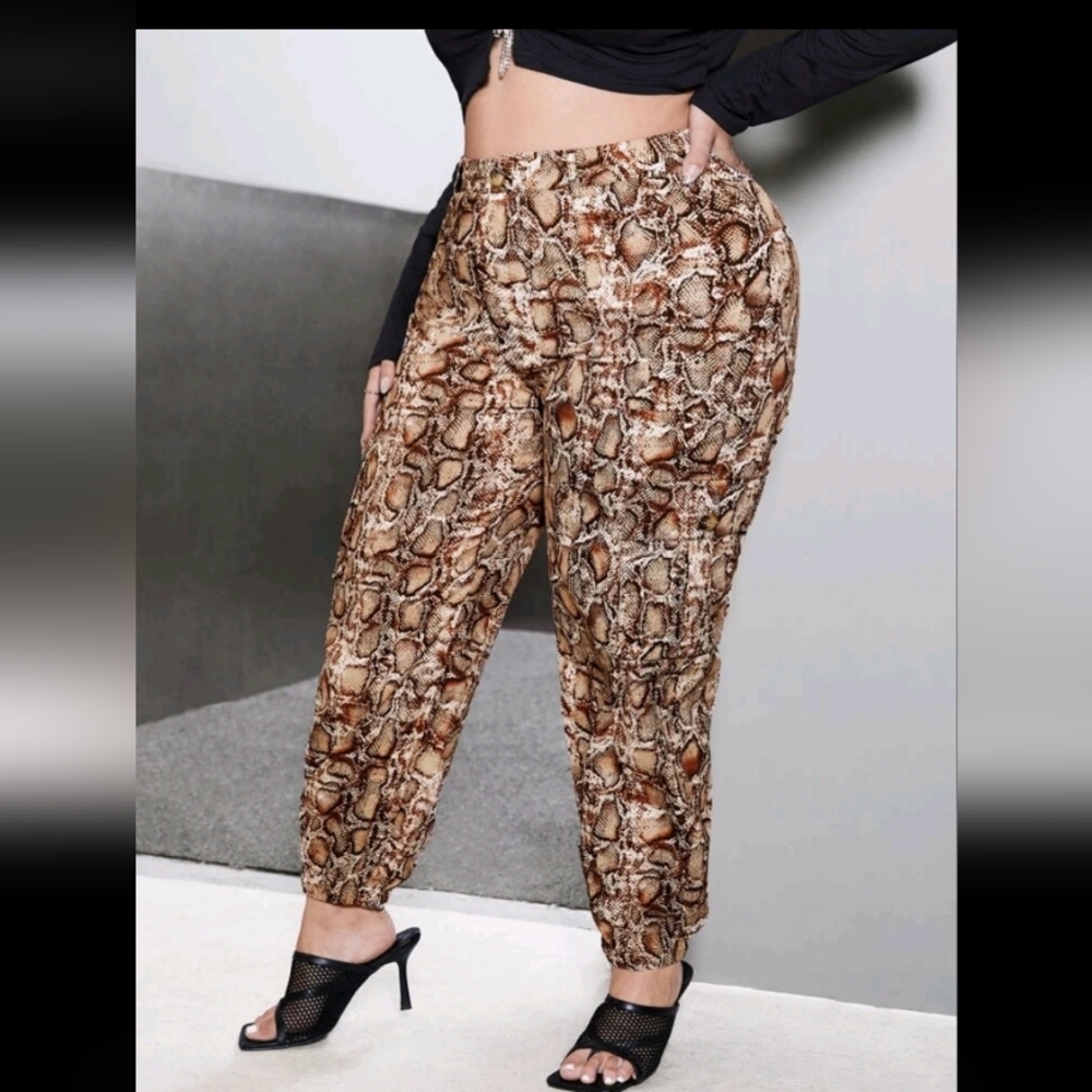 Brand new- Snakeskin print pants